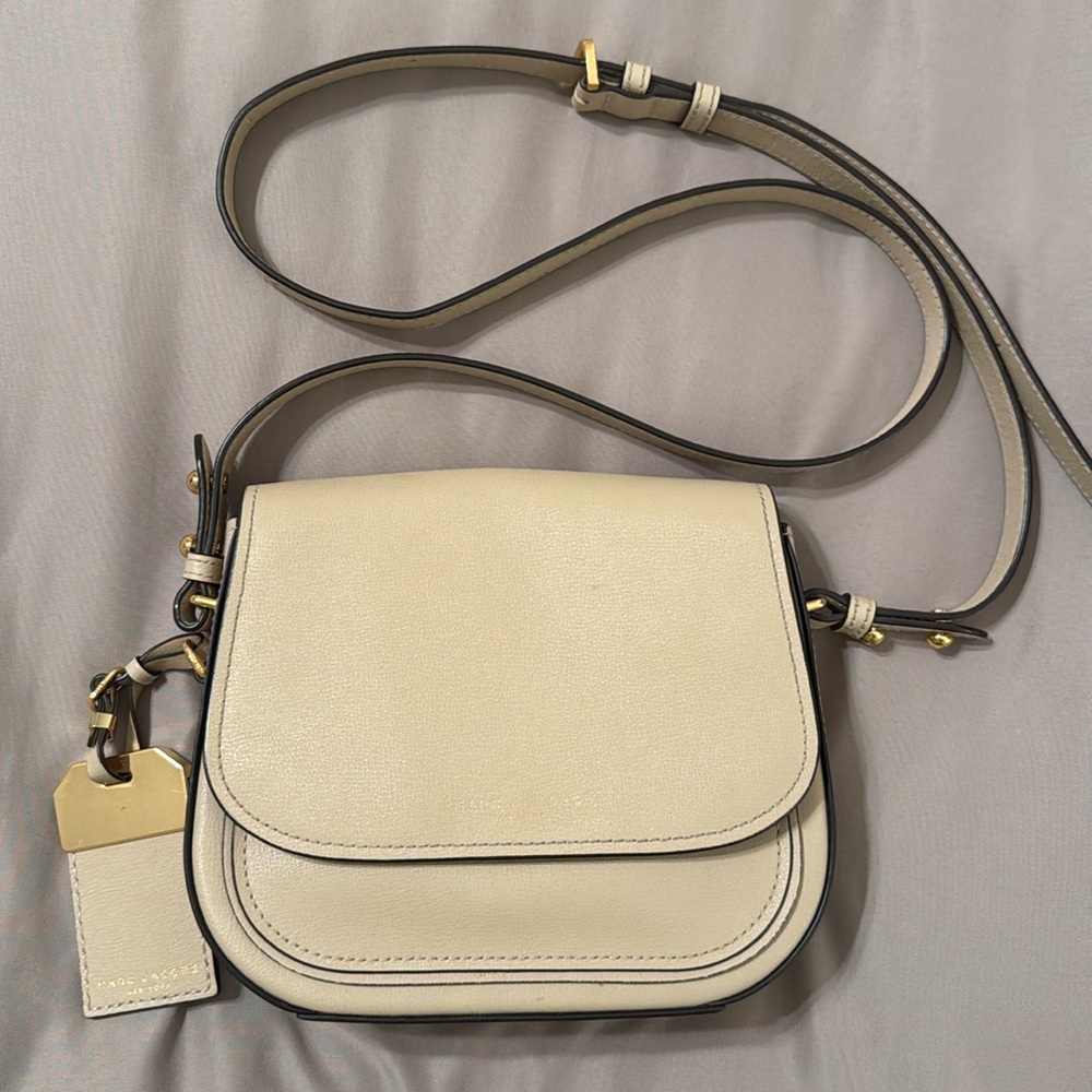 Marc Jacobs  small cross body bag, light tan color, leather